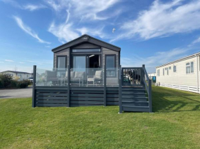 7A Dolphin Point